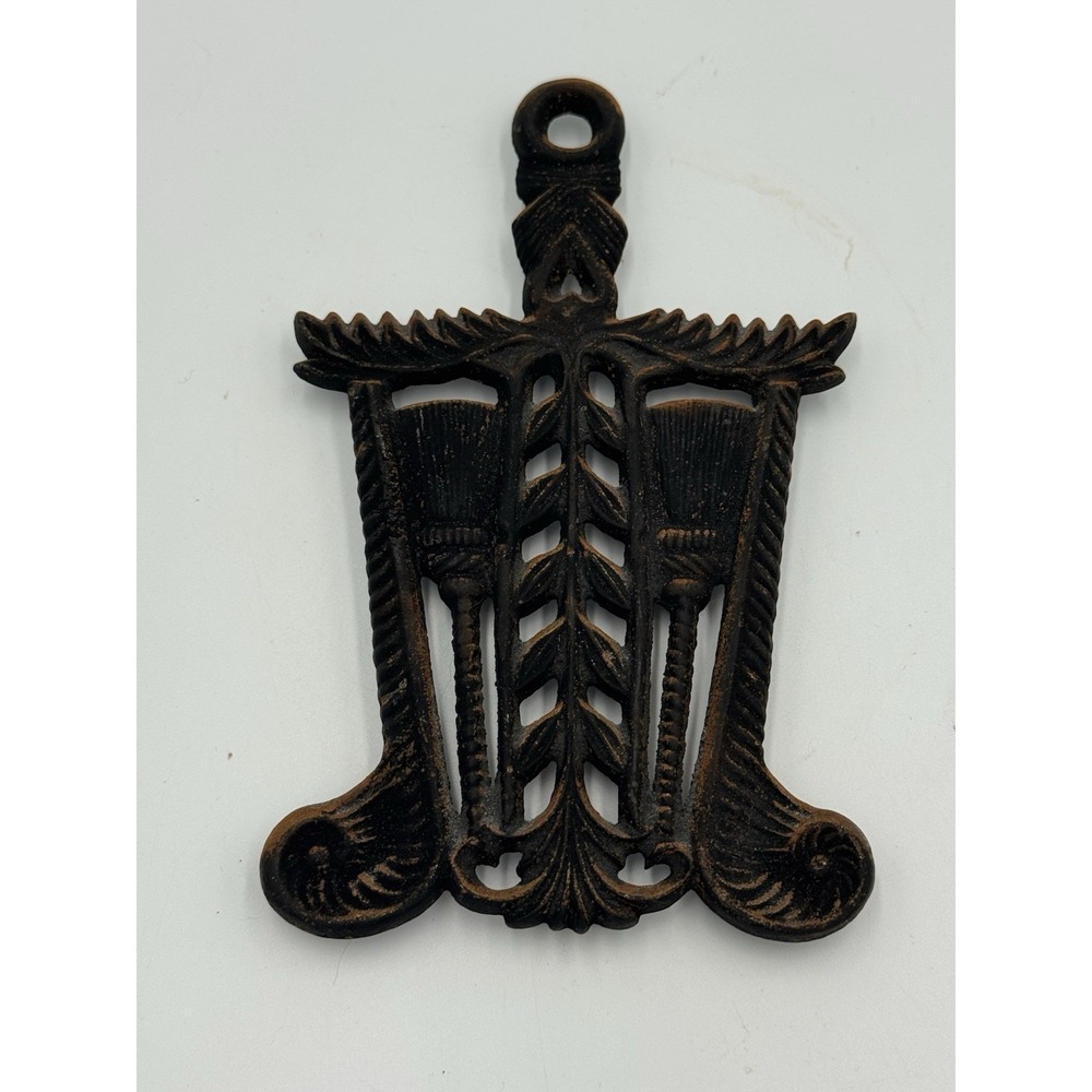 Brooms Black Trivet Cast Iron Metal Vintage 7.25" Length with Handle 4.5" Width‎
